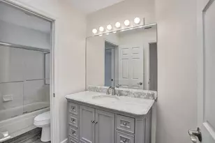 11032 Boston Dr, Hollywood, FL 33026 - Photo 11