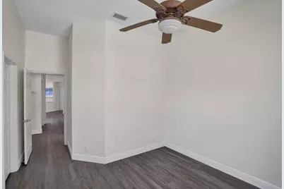 11032 Boston Drive, Hollywood, FL 33026 - Photo 23