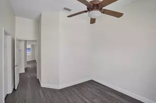 11032 Boston Dr, Hollywood, FL 33026 - Photo 23