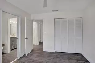 11032 Boston Dr, Hollywood, FL 33026 - Photo 21