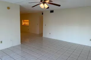 145 Lake Nancy Ln, West Palm Beach, FL 33411 - Photo 9