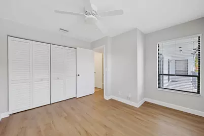 3275 Frederick Boulevard #17, Delray Beach, FL 33483 - Photo 9