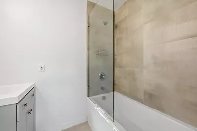 629 NE 36th Street, Oakland Park, FL 33334 - Photo 15