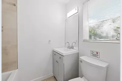 629 NE 36th Street, Oakland Park, FL 33334 - Photo 37