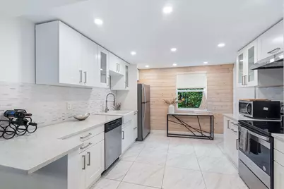 1015 Ingraham Avenue #9, Delray Beach, FL 33483 - Photo 3