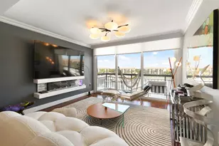 2401 Marina Isle Way, Jupiter, FL 33477 - Photo 11