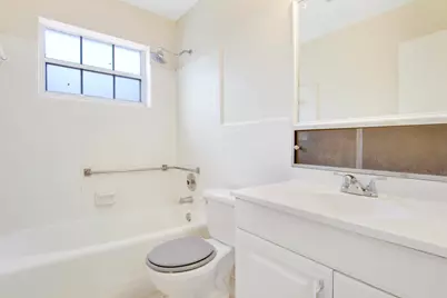 527 W Jasmine Drive, Lake Park, FL 33403 - Photo 13