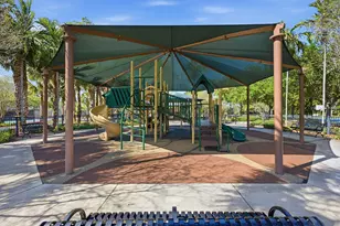 4115 Carriage Dr, Pompano Beach, FL 33069 - Photo 47