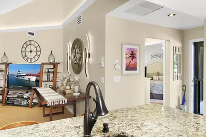 6040 SE Martinique Drive #201, Stuart, FL 34997 - Photo 11