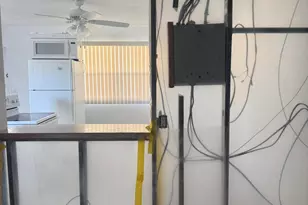 251 Flanders F, Delray Beach, FL 33484 - Photo 7