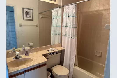 302 Liberty Court, Deerfield Beach, FL 33442 - Photo 13