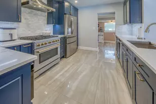 1328 Lake Victoria Dr, Lake Worth Beach, FL 33461 - Photo 5