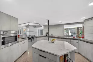 2040 Coral Reef Dr, Pompano Beach, FL 33062 - Photo 13