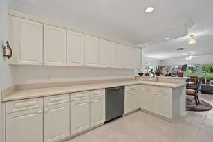 12598 Westhampton Cir, Wellington, FL 33414 - Photo 5