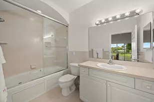 12598 Westhampton Cir, Wellington, FL 33414 - Photo 21