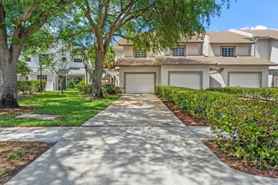 12598 Westhampton Circle, Wellington, FL 33414 - Photo 29