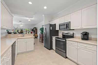 12598 Westhampton Circle, Wellington, FL 33414 - Photo 5