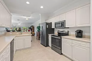 12598 Westhampton Cir, Wellington, FL 33414 - Photo 5