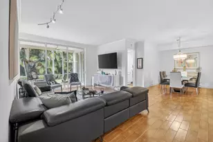 20220 Boca West Dr, Boca Raton, FL 33434 - Photo 9