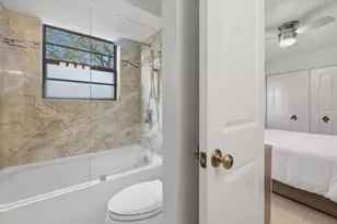 1871 Bayberry Dr, Pembroke Pines, FL 33024 - Photo 39