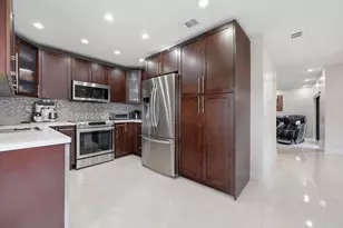 1871 Bayberry Dr, Pembroke Pines, FL 33024 - Photo 27