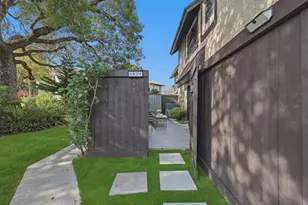 1871 Bayberry Dr, Pembroke Pines, FL 33024 - Photo 7