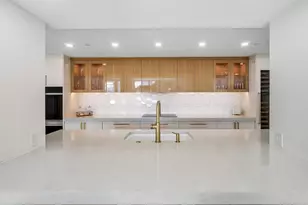 100 SE 5th Ave, Boca Raton, FL 33432 - Photo 9