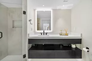 100 SE 5th Ave, Boca Raton, FL 33432 - Photo 27