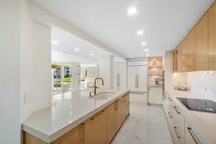 100 SE 5th Ave, Boca Raton, FL 33432 - Photo 11