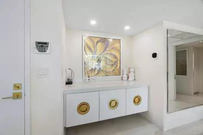 100 SE 5th Avenue #103, Boca Raton, FL 33432 - Photo 15