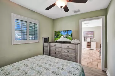 1433 NE 27th Street, Pompano Beach, FL 33064 - Photo 11