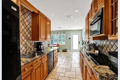 1433 NE 27th Street, Pompano Beach, FL 33064 - Photo 25