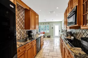 1433 NE 27th St, Pompano Beach, FL 33064 - Photo 25