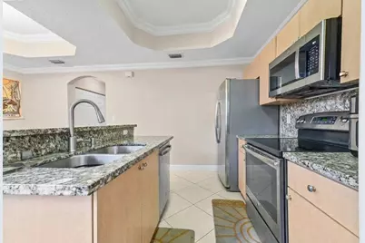 4967 Tradewinds Terrace #605, Fort Lauderdale, FL 33312 - Photo 9