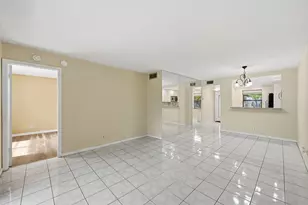 10434 Sunrise Lakes Blvd, Sunrise, FL 33322 - Photo 23