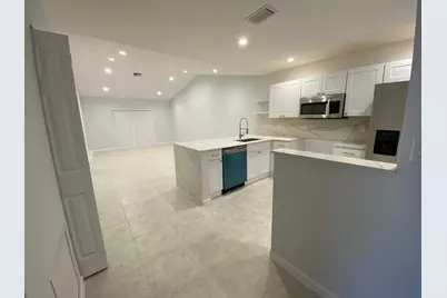 9973 Three Lakes Circle, Boca Raton, FL 33428 - Photo 3