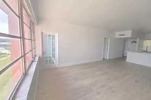 18555 NE 14th Ave, Miami, FL 33179 - Photo 13