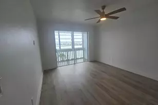 18555 NE 14th Ave, Miami, FL 33179 - Photo 17