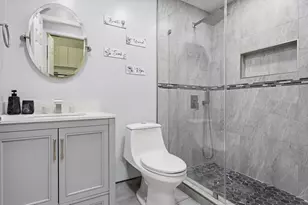 18811 NW 80th Ave, Hialeah, FL 33015 - Photo 33