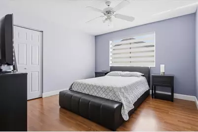 18811 NW 80th Avenue, Hialeah, FL 33015 - Photo 43