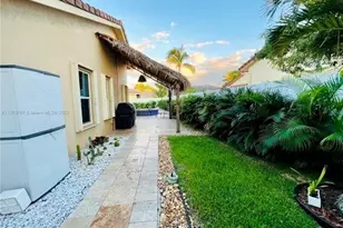 6972 NW 19th St, Margate, FL 33063 - Photo 5