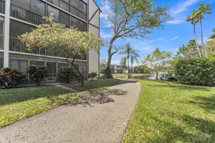 7301 Amberly Ln, Delray Beach, FL 33446 - Photo 37