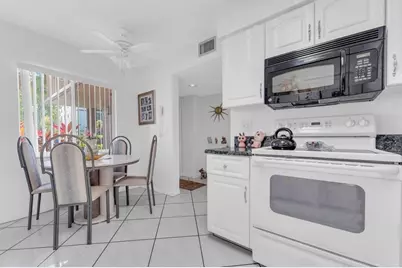 7301 Amberly Lane #101, Delray Beach, FL 33446 - Photo 5