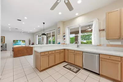 648 SW 168th Terrace, Pembroke Pines, FL 33027 - Photo 27