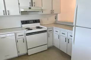 8666 Satalite Terrace, West Palm Beach, FL 33403 - Photo 7