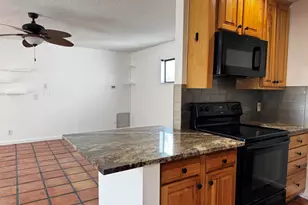 24 Crossings Cir, Boynton Beach, FL 33435 - Photo 9