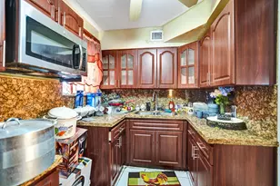 57 NW 68th St, Miami, FL 33150 - Photo 17