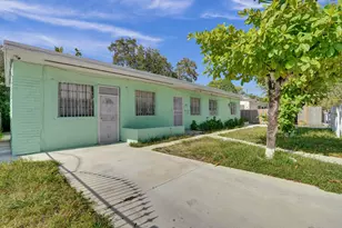 57 NW 68th St, Miami, FL 33150 - Photo 35