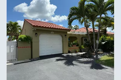 1227 Seagrape Circle, Weston, FL 33326 - Photo 1
