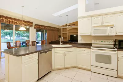 1198 SE Petunia Avenue, Port Saint Lucie, FL 34952 - Photo 33